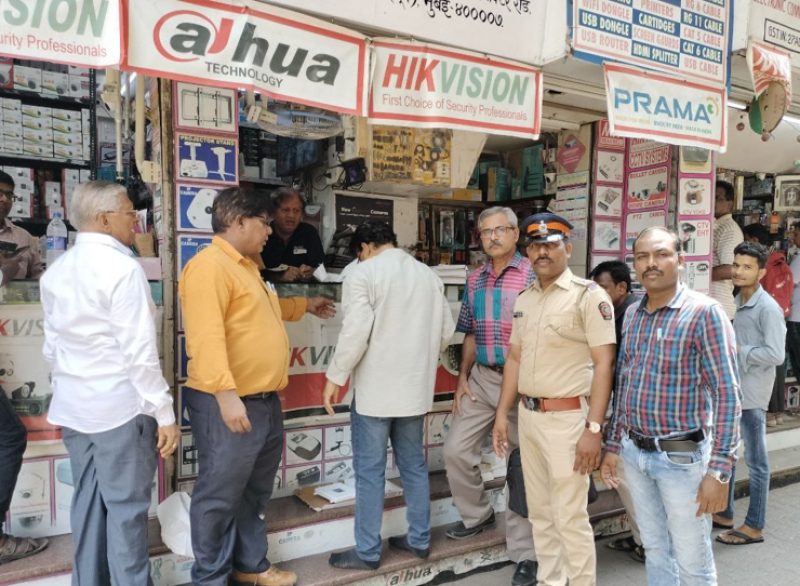 illegal-mobile-network-boosters-seized-in-mumbai-lsa