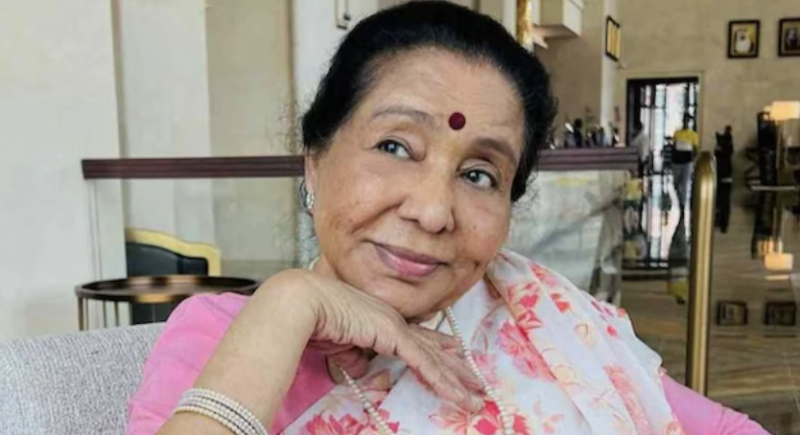 From ‘Piya Tu’ to ‘Umrao Jaan’: Dadasaheb Phalke Award in 2000 Asha Bhosle Dies at 92 decoding=