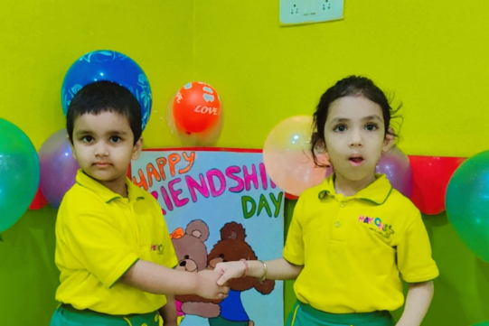 Celebrating the Joy of Friendship: Makoons Play Schools Nationwide Unite for Friendship Day decoding=