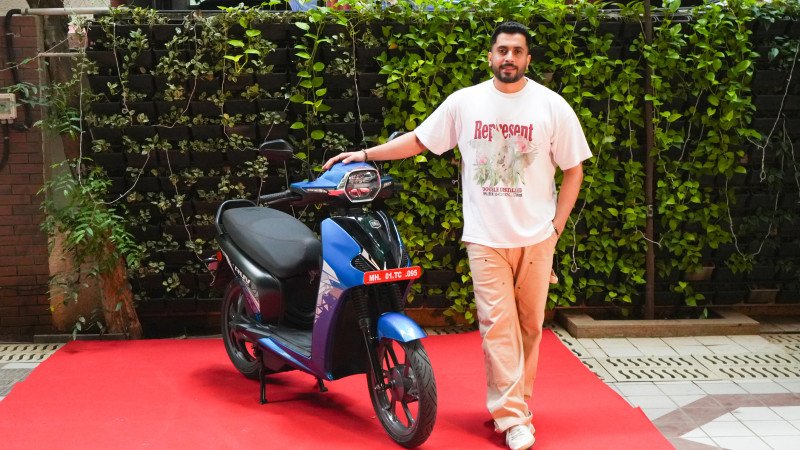 bollywood-and-tv-icons-go-electric-with-bgauss-paving-the-way-for-green-mobility