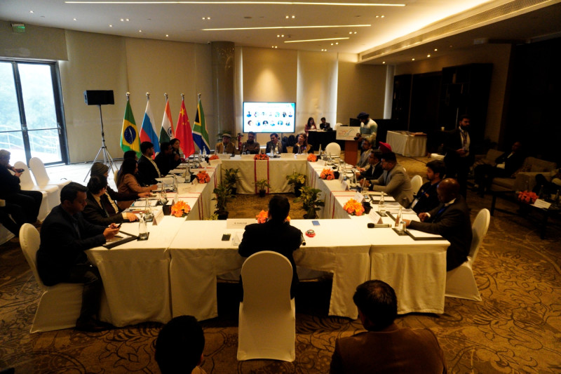 education-for-all-policymakers-and-industry-leaders-unite-to-drive-digital-transformation-in-education-at-brics-cci-roundtable