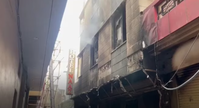 massive-fire-breaks-out-in-ajmer-hotel-4-burned-alive-several-injured