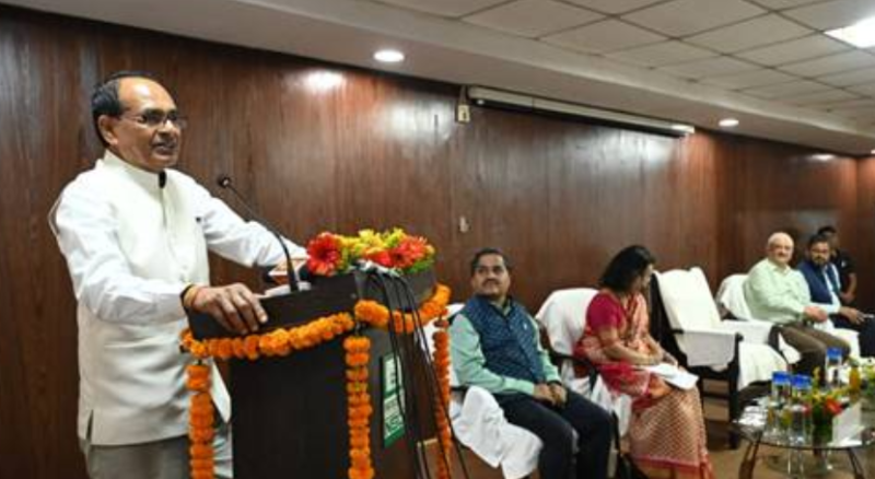 Minister Shivraj Singh Chouhan Opens NSC Seed Processing Plant, Launches Seed Management 2.0 Platform decoding=