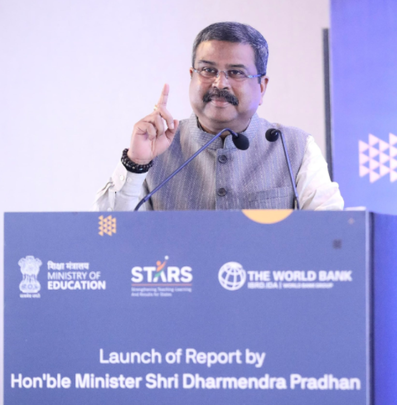 Dharmendra Pradhan and Dr. Mansukh Mandaviya launch ‘Jobs at Your Doorstep’ Report by World Bank decoding=