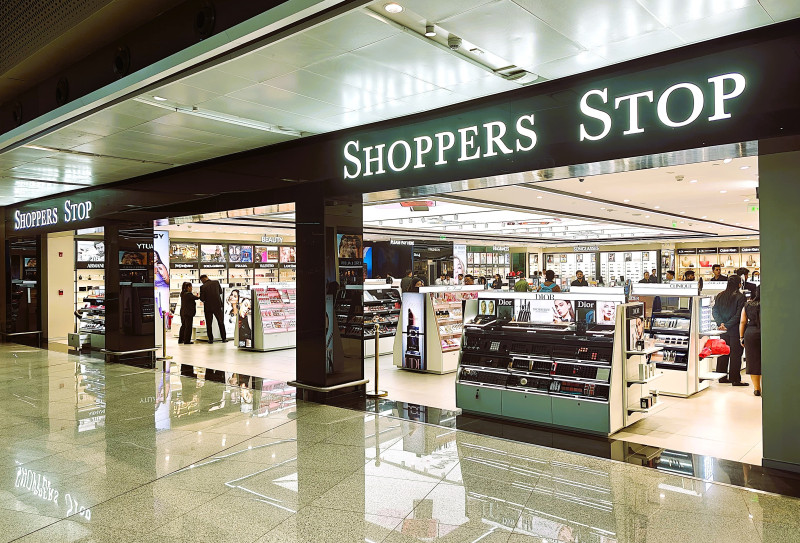 shoppers-stop-launches-indias-largest-airport-departmental-store-at-terminal-1-new-delhi-marks-the-brands-115th-store-nationally