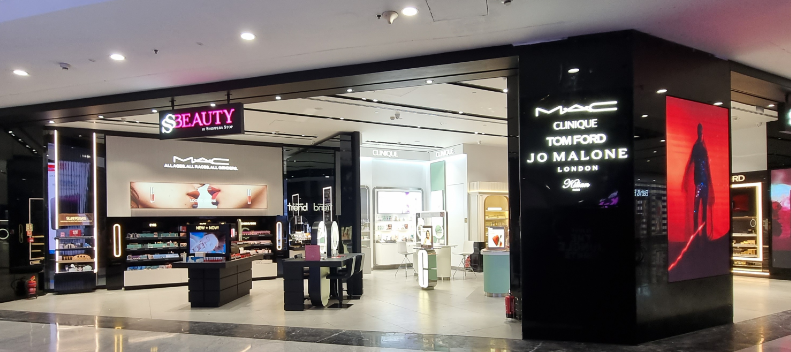 Shoppers Stop launches new SSBeauty store in Elante Mall Chandigarh exclusively for Estée Lauder brands! decoding=