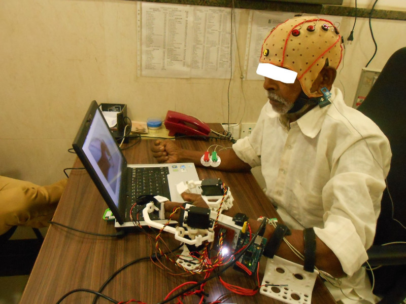 IIT Kanpur Developed World's First Robotic Hand Exoskeleton with Brain-Computer Interface for Stroke Rehabilitation