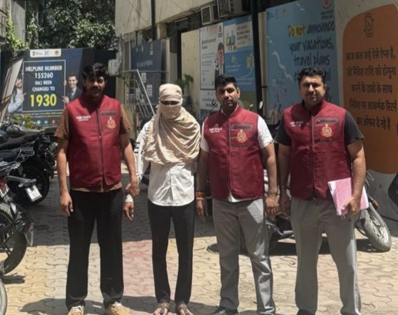 Delhi Police Busts ₹1.22 Crore Cyber Fraud Racket Linked to Fake IPO, Digital Arrest & Forex Trading Scams; 3 Arrested decoding=
