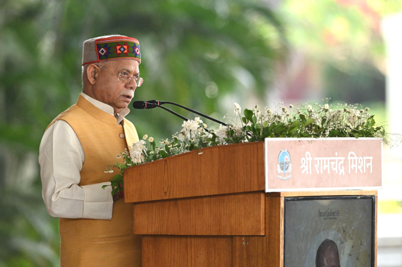 shabad-kirtan-and-meditation-unite-people-of-all-faiths-at-kanha-shanti-vanam-on-the-350th-martyrdom-year-of-guru-tegh-bahadur-ji