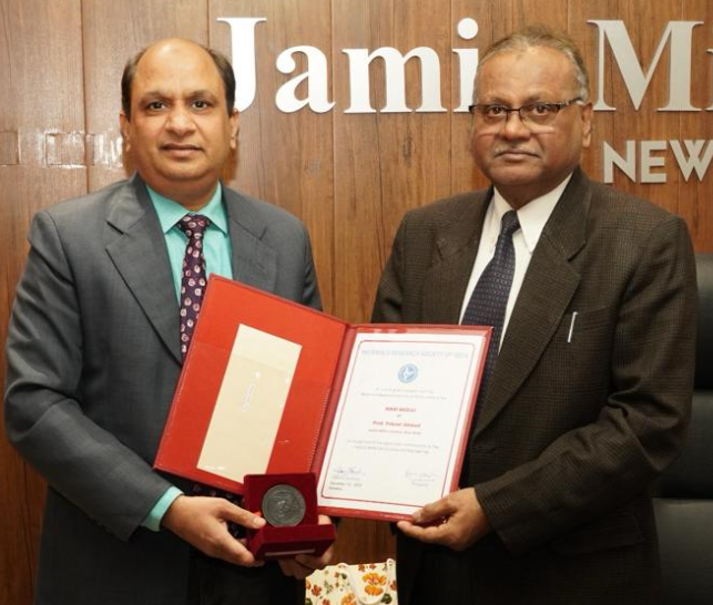 jmi-professor-conferred-prestigious-mrsi-medal-2023