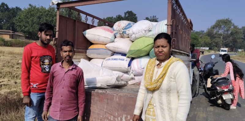 Raipur: Illegal Transportation of Fortified Mixed Rice Caught in Village Krishnapur Fortified Mixed Rice Seized During Illegal Transport decoding=