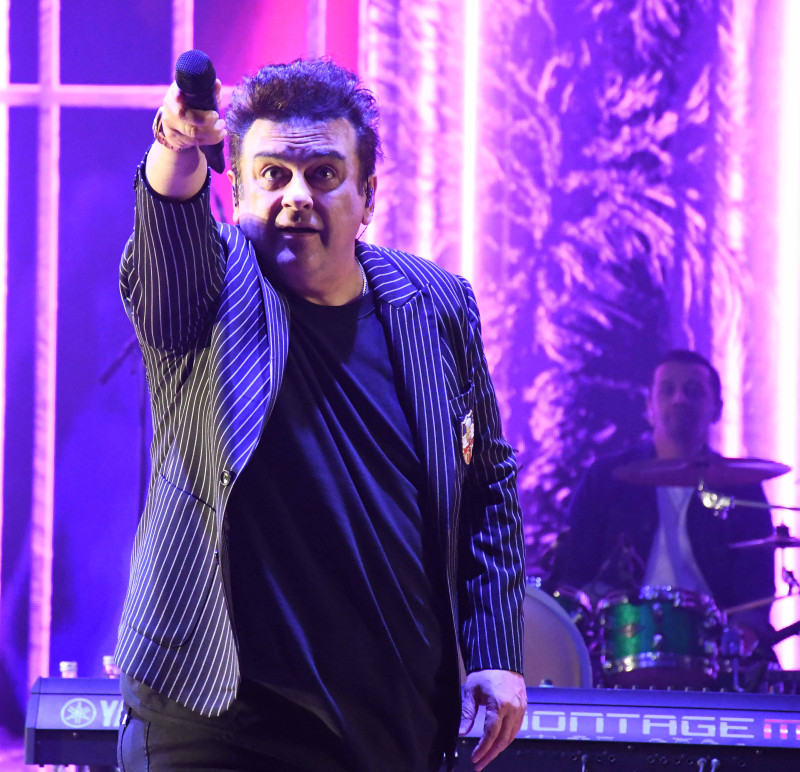 Famous Singer Adnan Sami Mesmerizes the Audience at Live Concert 'Jazbaa: Dilo ko Dilon Se Jodne ka' in Delhi decoding=