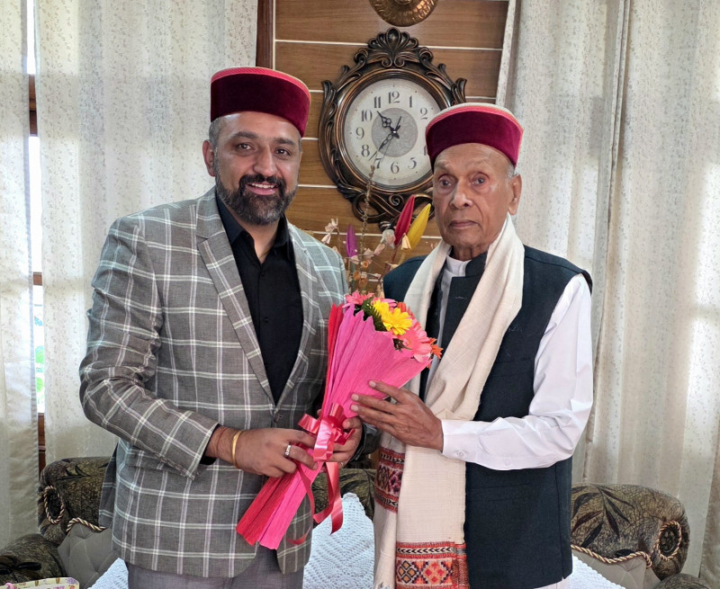 Former Himachal CM Dhumal: PM Modi's Leadership Always Prioritized Himachal, Central Government Supported State During Disasters decoding=