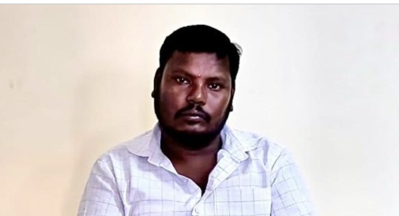 TGSPDCL Assistant Lineman Caught Taking ₹35,000 Bribe for Agricultural Borewell Power Connection in Telangana decoding=