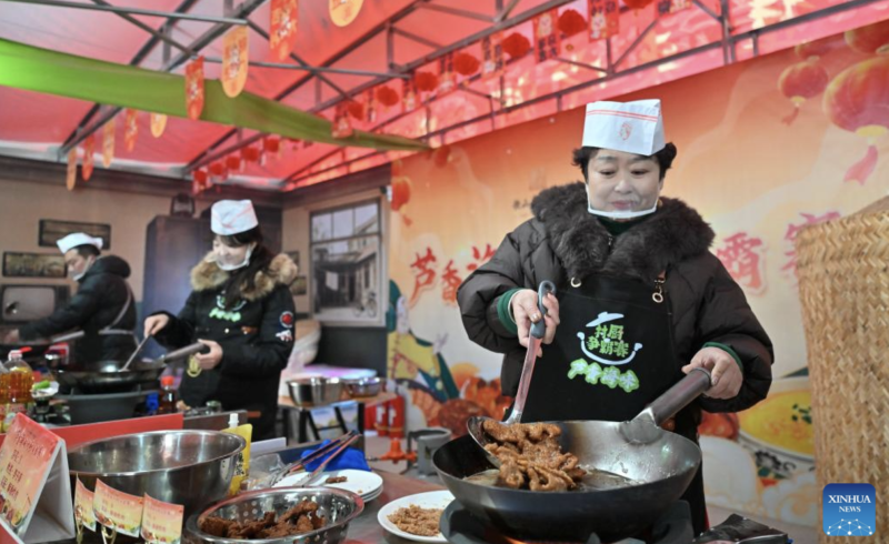 China Marks Laba Festival with Community Activities, Traditional Porridge and Cultural Celebrations Nationwide decoding=