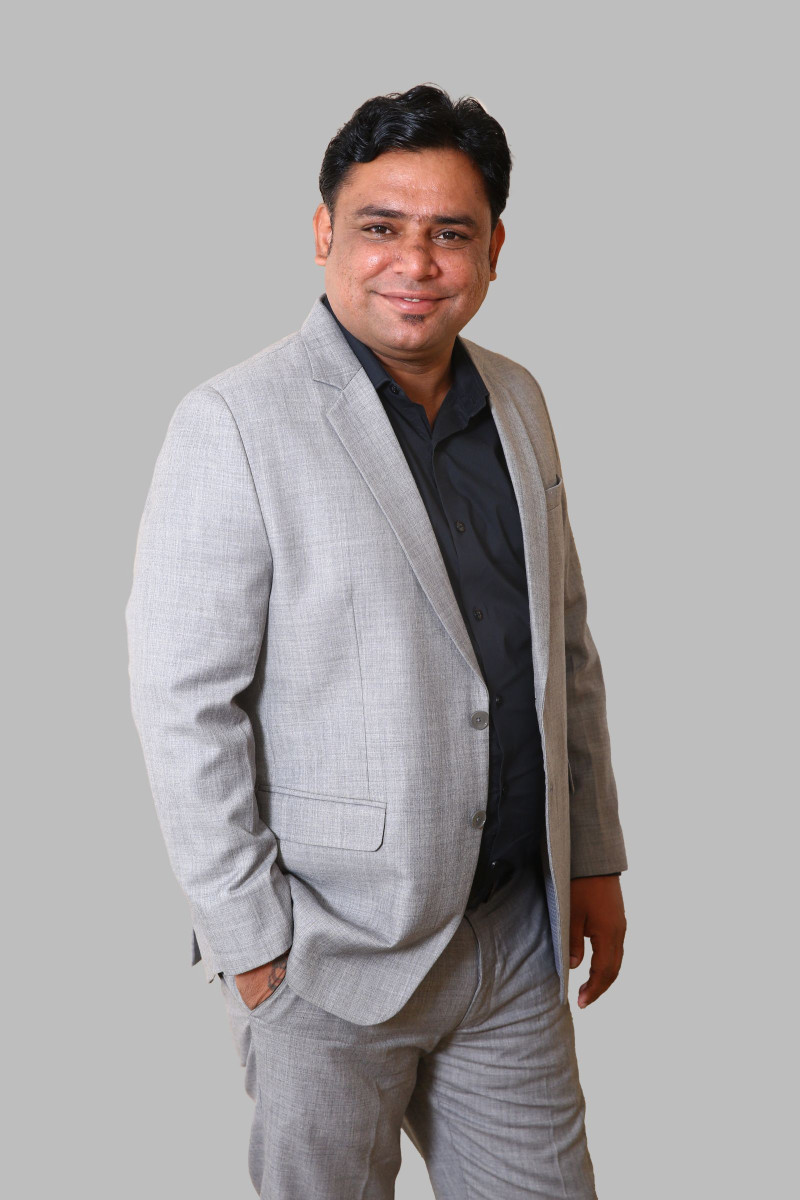 Mr. Deepak Adwani Elevated as Executive Director of Miraj Entertainment Ltd. decoding=
