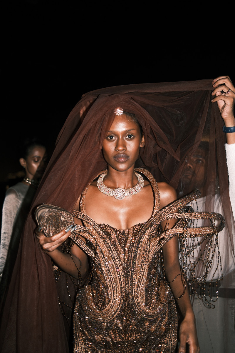 huda-beauty-and-gaurav-gupta-collaborate-for-india-couture-week-2026