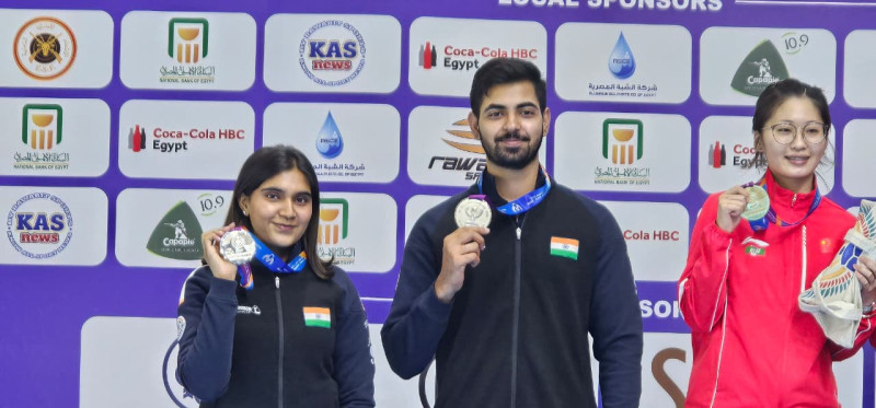 India adds two silvers through Aishwary Tomar in men’s 3P and Esha Singh and Samrat Rana in mixed team air pistol decoding=