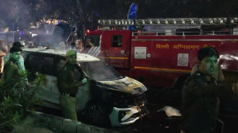 terror-strikes-the-capital-red-fort-blast-leaves-eight-dead-probe-intensifies