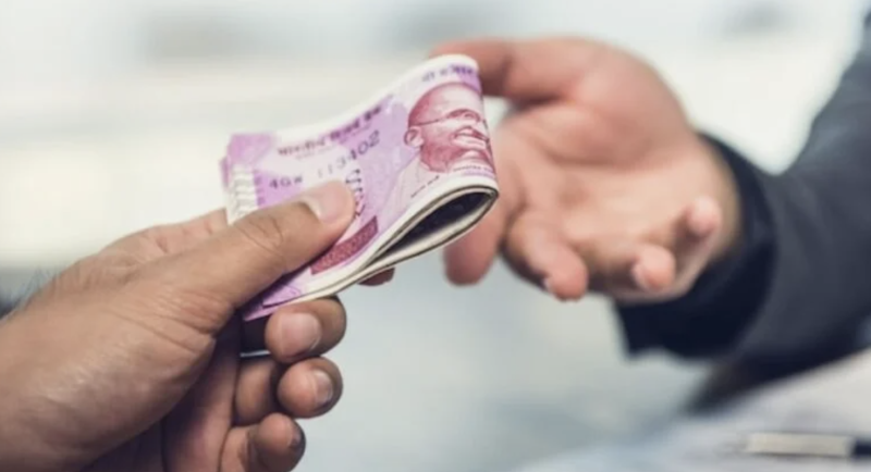 trial-judge-bribery-case-punjab-haryana-high-court-allows-builder-roop-bansal-to-withdraw-petition-imposes-1-lakh-fine