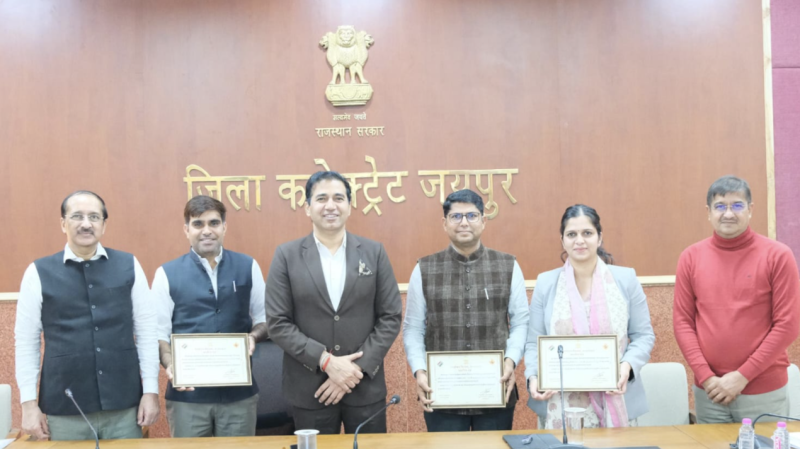 Jaipur District Election Officer Felicitates Three EROs for Excellence in Special Intensive Revision Programme