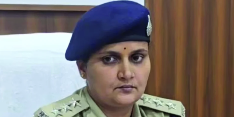 11-cops-including-woman-dsp-booked-in-3-crore-hawala-loot-case-8-arrested-3-absconding