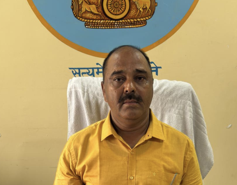 telangana-acb-catches-narayanpet-rdo-red-handed-in-25000-bribery-case