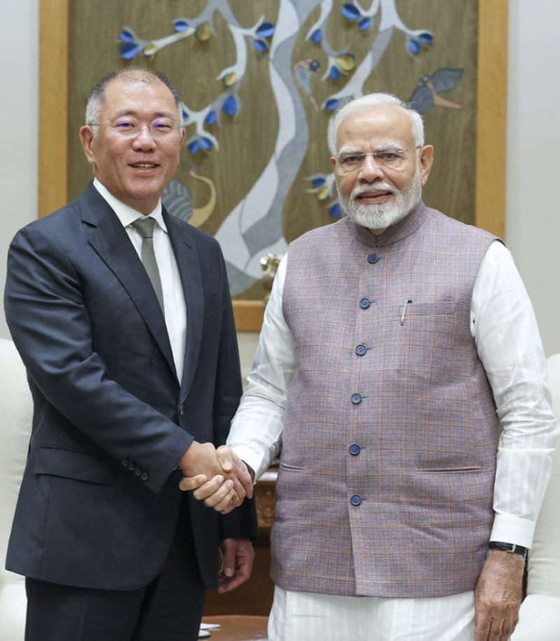 Mr. Euisun Chung of Hyundai Motor Group meets Prime Minister