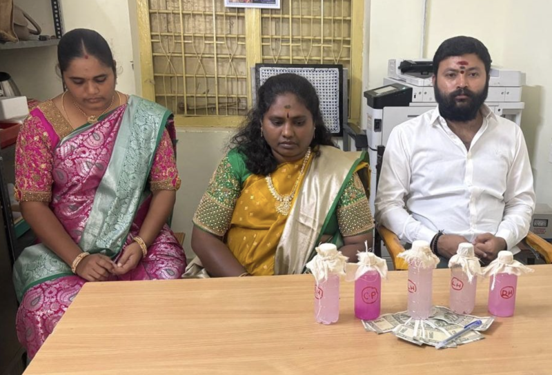 telangana-anti-corruption-bureau-acbcourt-steno-caught-accepting-5000-bribe-in-jayashankar-bhupalpally