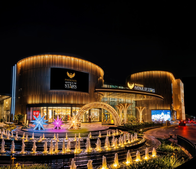 The Phoenix Mills Limited Reimagines Phoenix MarketCity Pune as Phoenix Avenue of Stars decoding=
