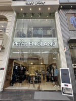 peter-england-unveils-a-contemporary-new-retail-identity-inspired-by-its-londonderry-legacy