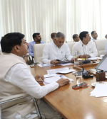 cm-mohan-yadav-calls-for-employment-oriented-new-courses-mp-leads-in-pm-skill-development-enrolments