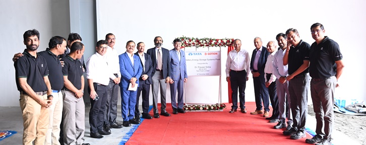Tata Power receives the first set of BESS from TATA AutoComp for its Energy Storage Park decoding=