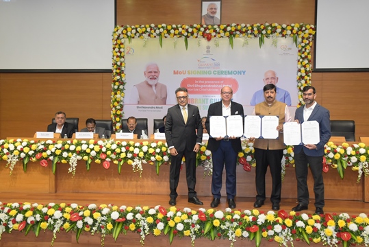 essar-signs-three-mous-with-gujarat-govt-totalling-rs-55000-crore-in-energy-transition-power-and-ports-sectors