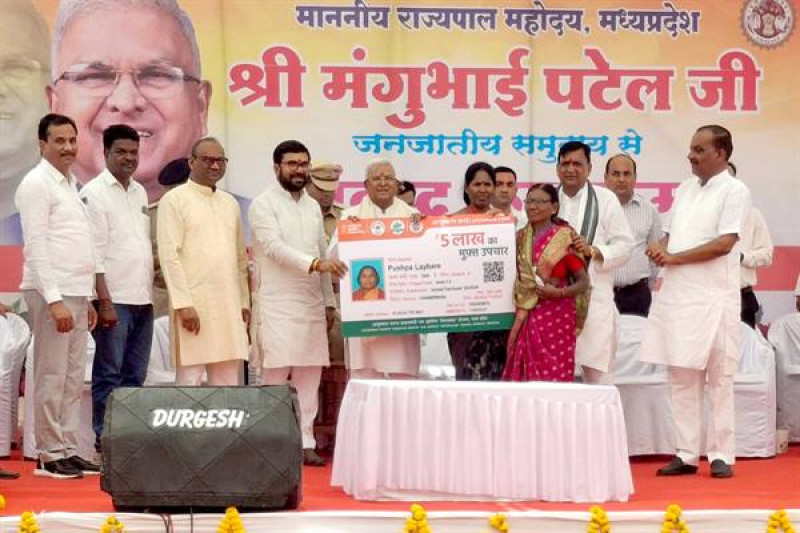 government-making-effective-efforts-for-tribal-welfare-governor-shri-patel