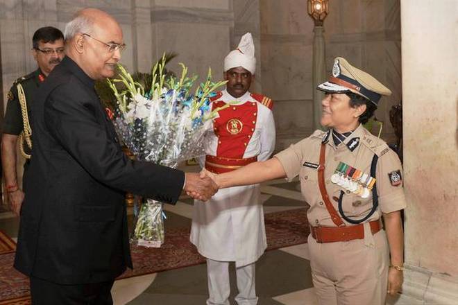 officer-trainees-of-indian-police-service-call-on-the-president