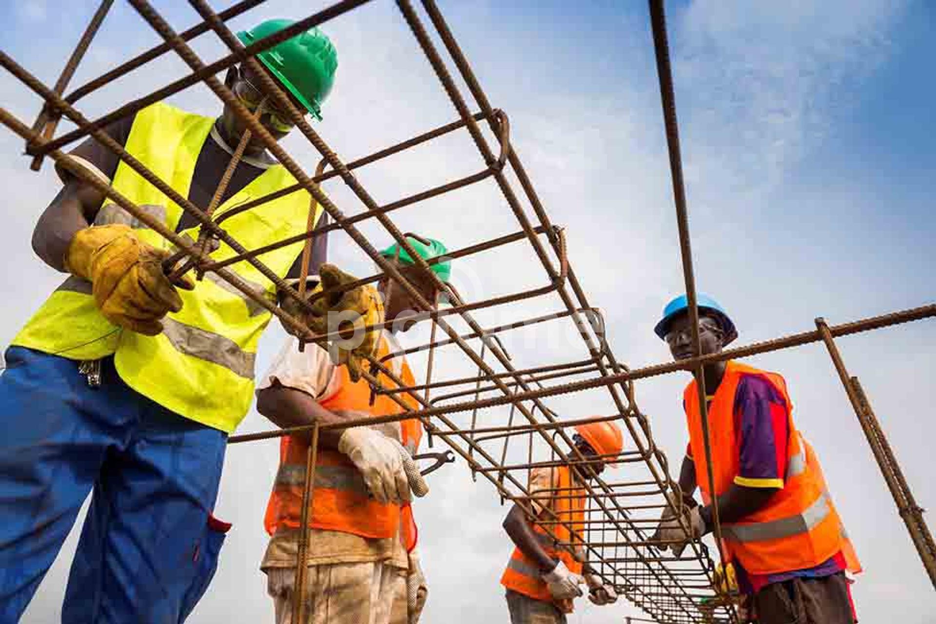two-crore-building-and-other-construction-workers-bocw-received-cash-assistance-of-rs-4957-crore-during-lockdown