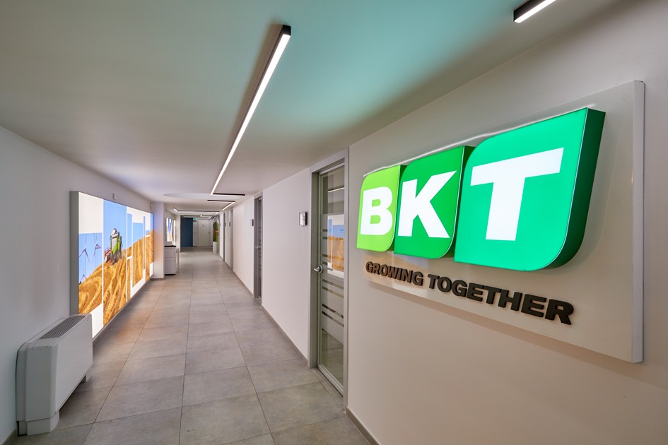bkt-space-a-new-interactive-center-is-born