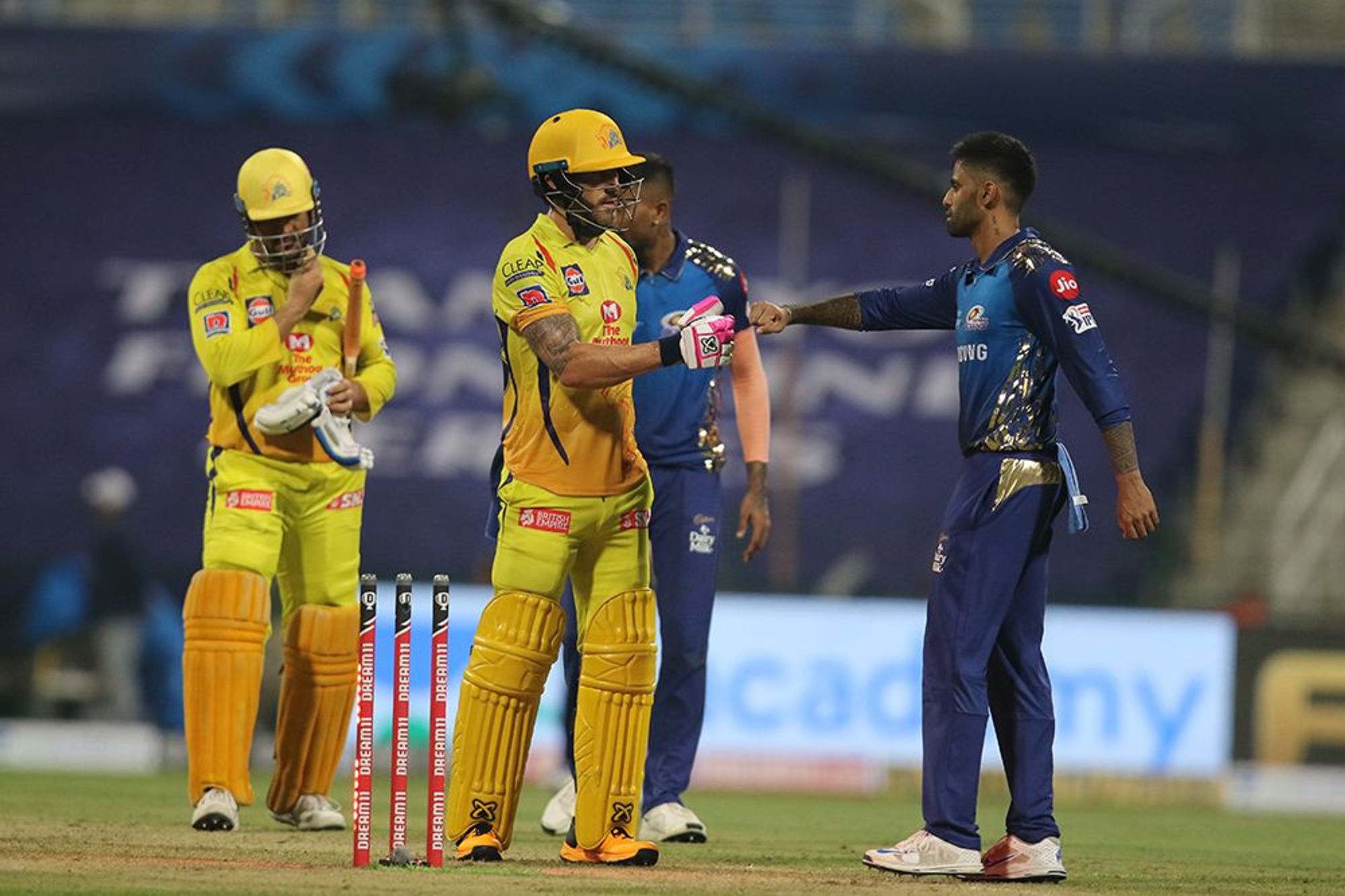 ipl-cricket-chennai-super-kings-beat-mumbai-indians