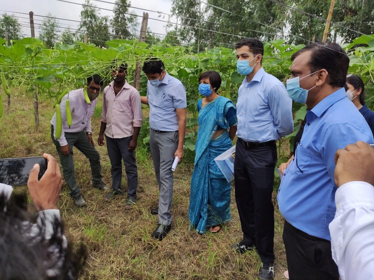 district-magistrate-hardoi-reviews-hcl-samudays-ongoing-interventions-in-the-district