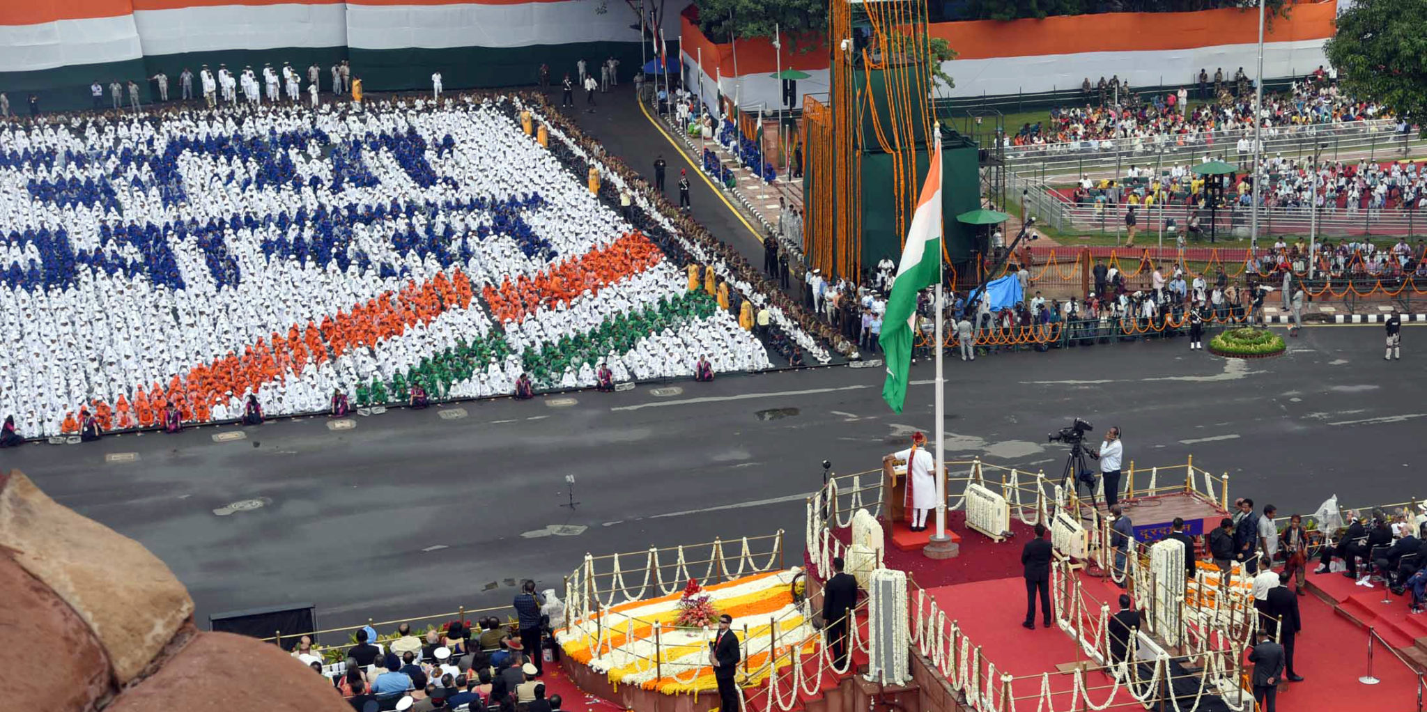 74th Independence Day: Govt pursuing big goals in development of rural areas of country decoding=