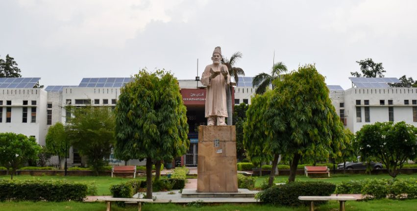 JMI conducts Training Program in online teaching for teachers of three Delhi Schools decoding=