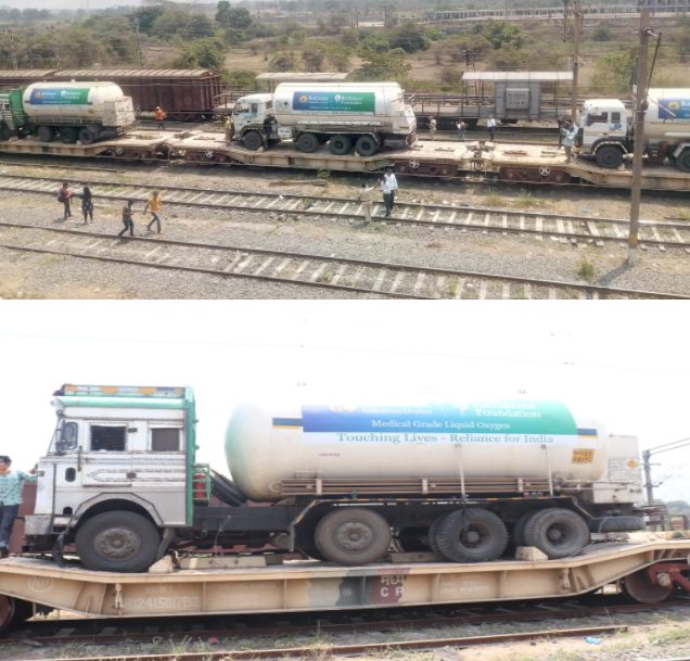 Ro-Ro service with 3 Oxygen Tankers reach Kalamboli in Maharashtra today decoding=