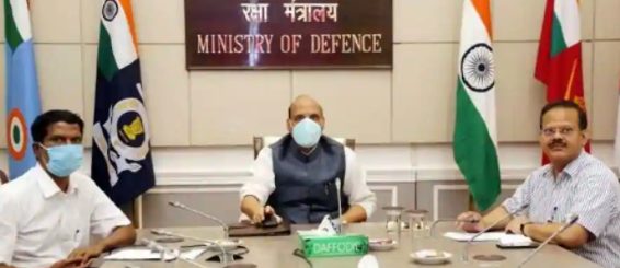 Raksha Mantri Shri Rajnath Singh reviews plans for Aero India-21 decoding=