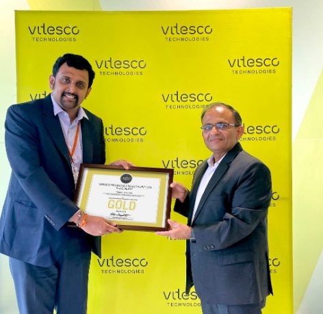 Vitesco Technologies contributes with energy-efficient engineering solutions, energy-saving lighting fixtures, electric car chargers and significant use of recycled materials decoding=