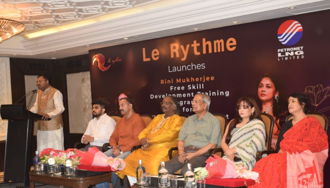 free-skill-development-training-programme-launched-by-renowned-indian-actress-and-activists-sreelekha-mitra-and-tasleema-nasrin