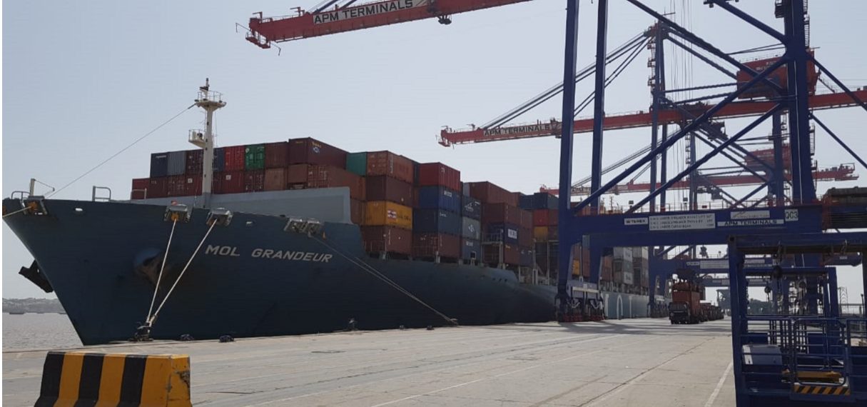 apm-terminals-pipavav-strives-in-facilitating-trade