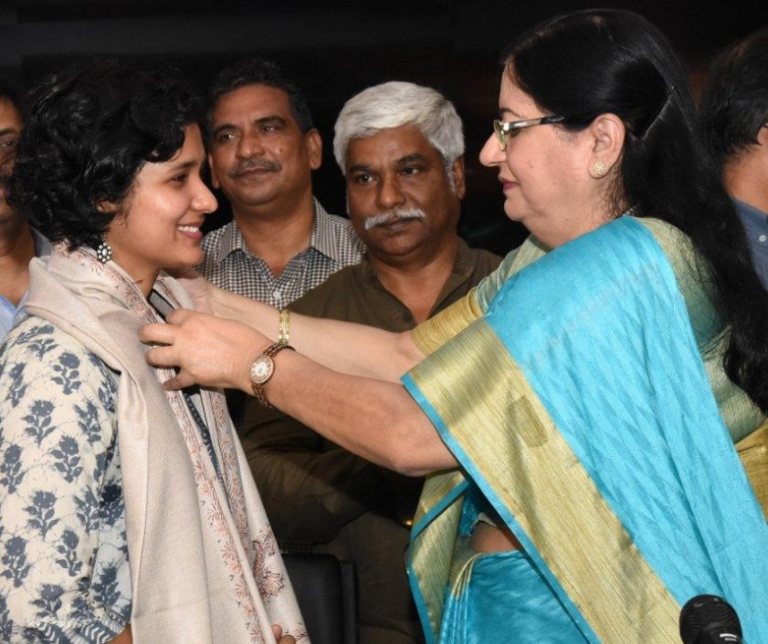 Jamia Teachers’ Association felicitates UPSC Civil Services Topper Shruti Sharma decoding=