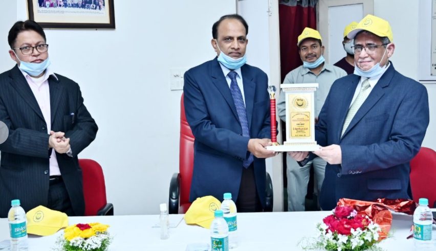 15-jmi-paramedical-staff-honoured-as-corona-warriors-by-delhi-government