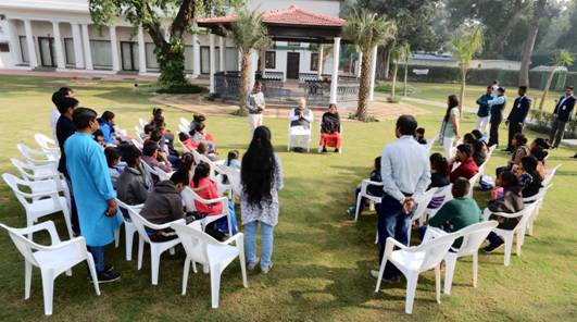 38 Divyang students from Gujarat meet  Amit Shah decoding=
